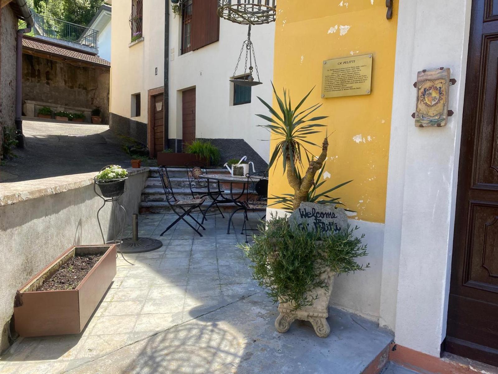 Foresteria Lombarda B & B Ca' Pelitti Ganna Exteriör bild