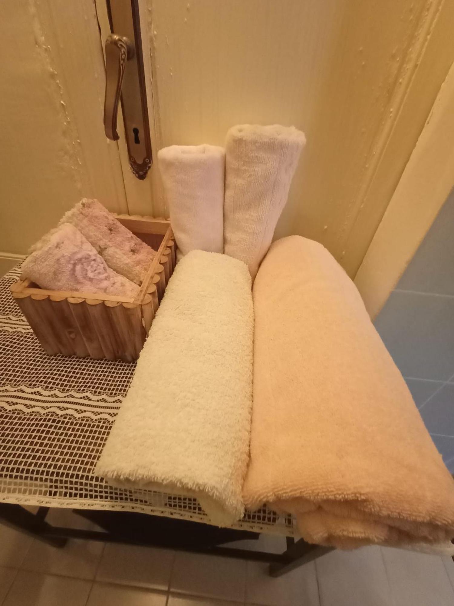 Foresteria Lombarda B & B Ca' Pelitti Ganna Exteriör bild